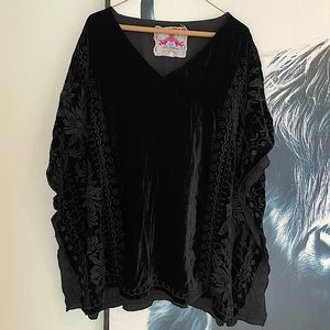Johnny was black velvet/ black floral stitch top